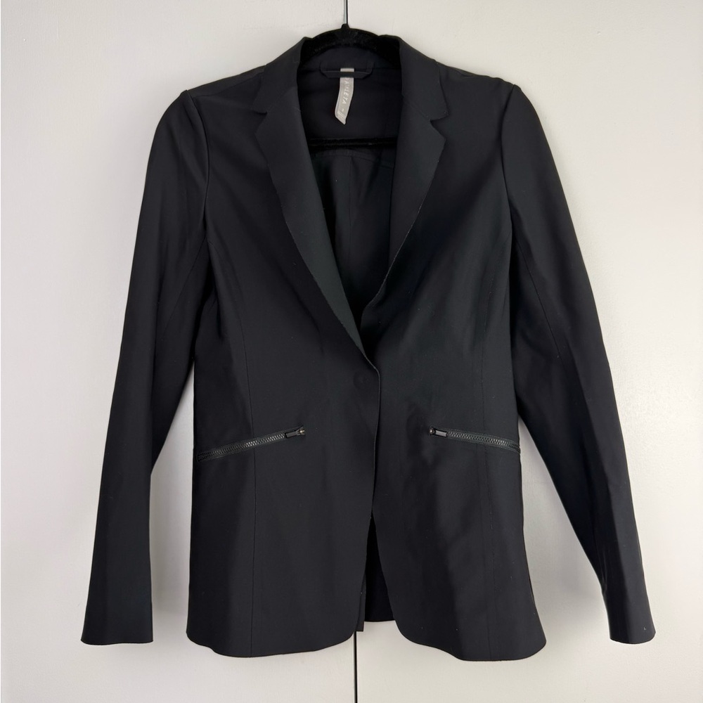 Athleta Scuba Blazer Black Technical Travel Jacket Cell Phone Pocket Size Small